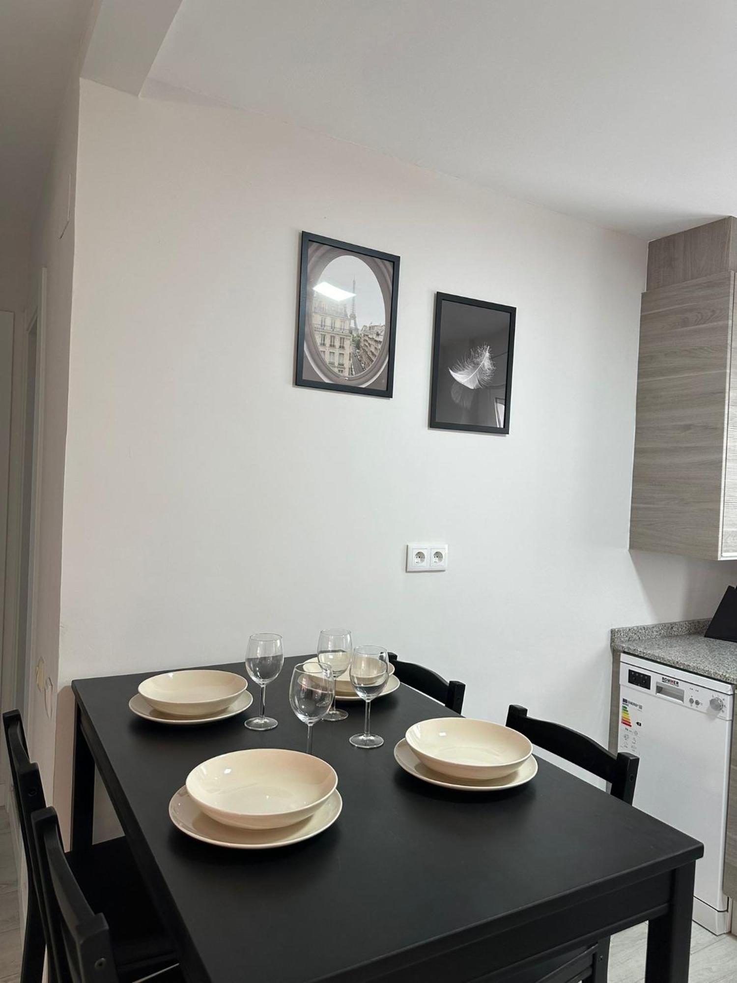Cozy Flat 5 Mins From The Beach Gijón Kültér fotó