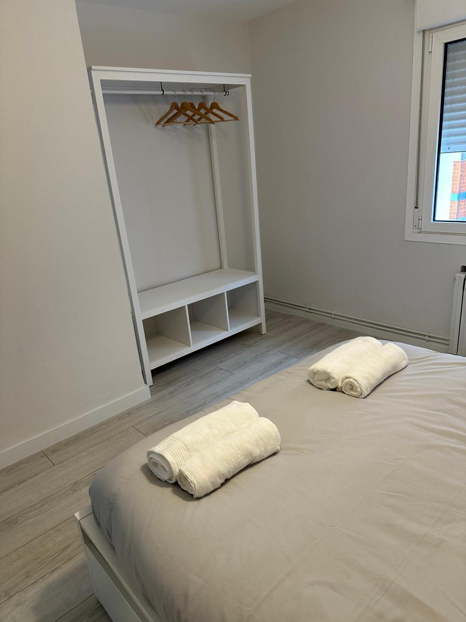 Cozy Flat 5 Mins From The Beach Gijón Kültér fotó