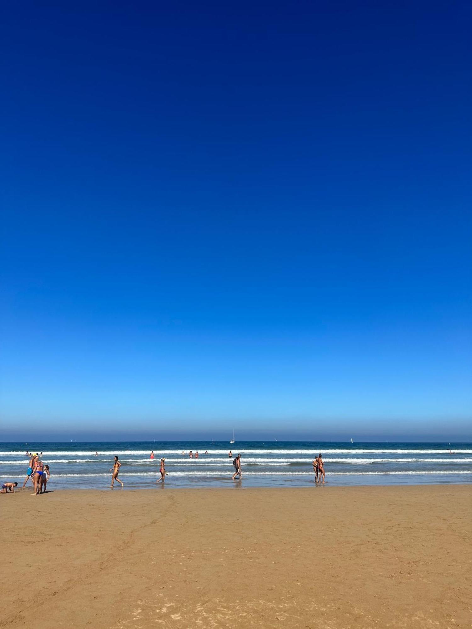 Cozy Flat 5 Mins From The Beach Gijón Kültér fotó