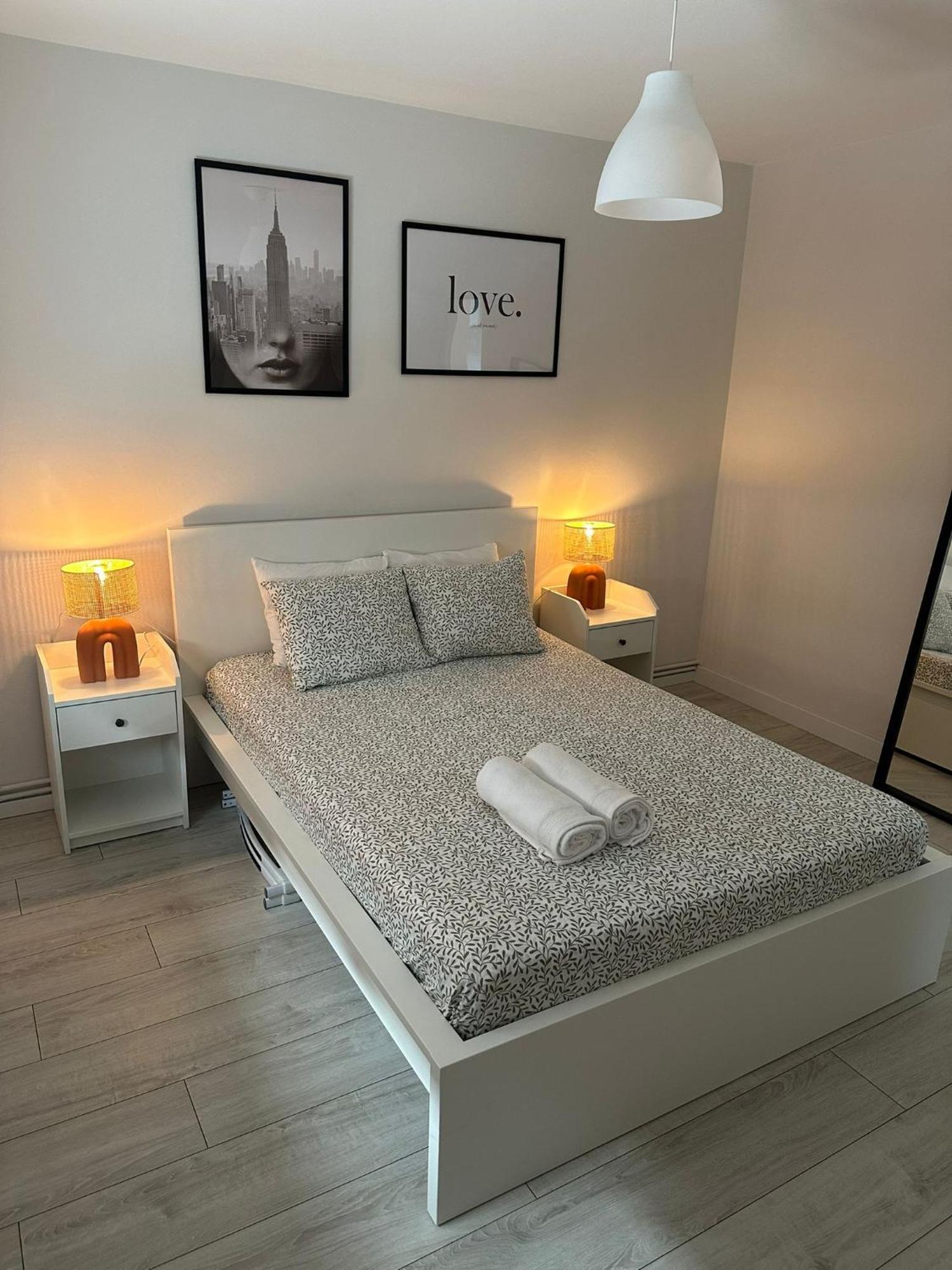 Cozy Flat 5 Mins From The Beach Gijón Kültér fotó